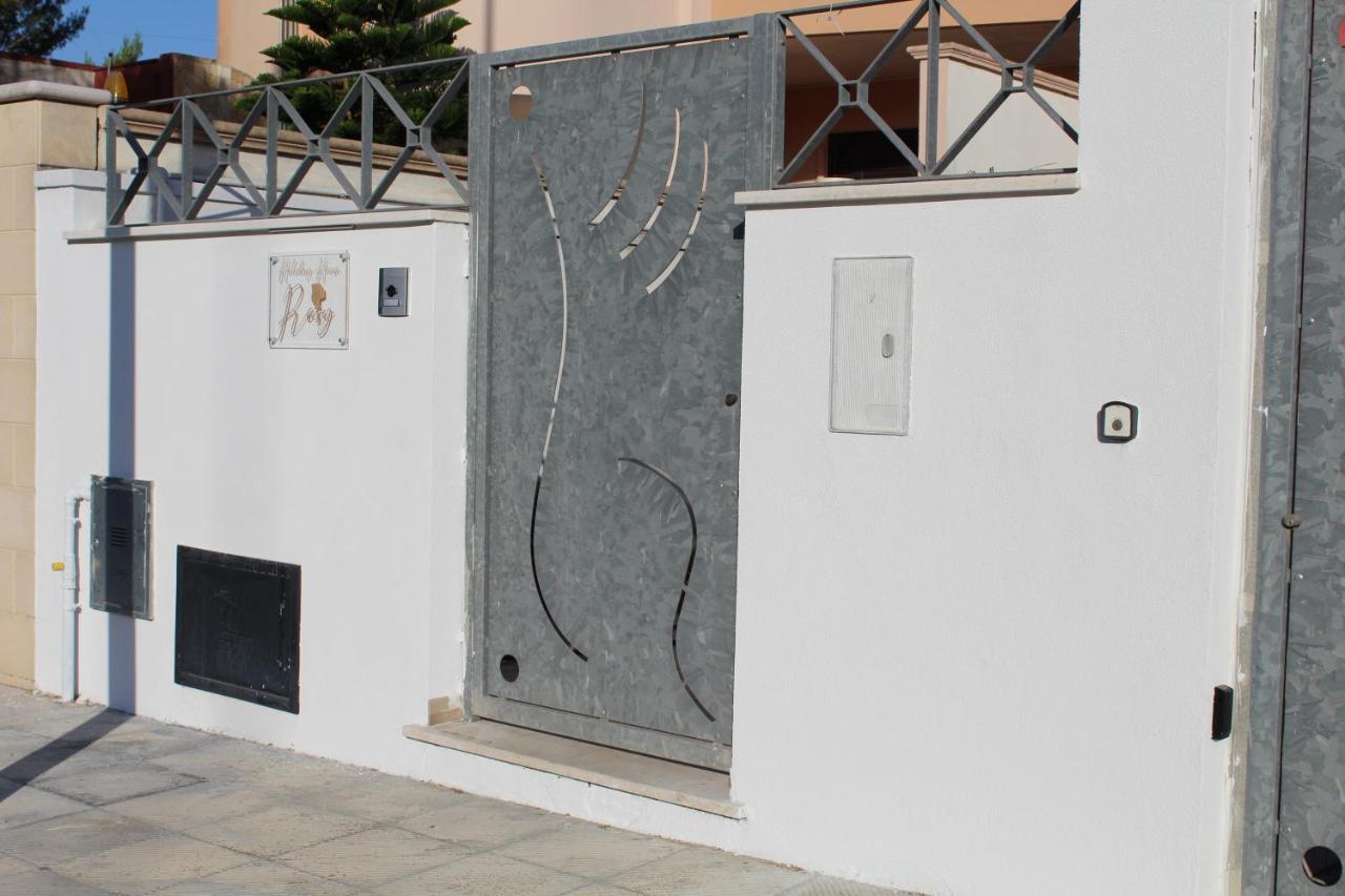Holiday House Rosy Cavallino di Lecce Exterior foto