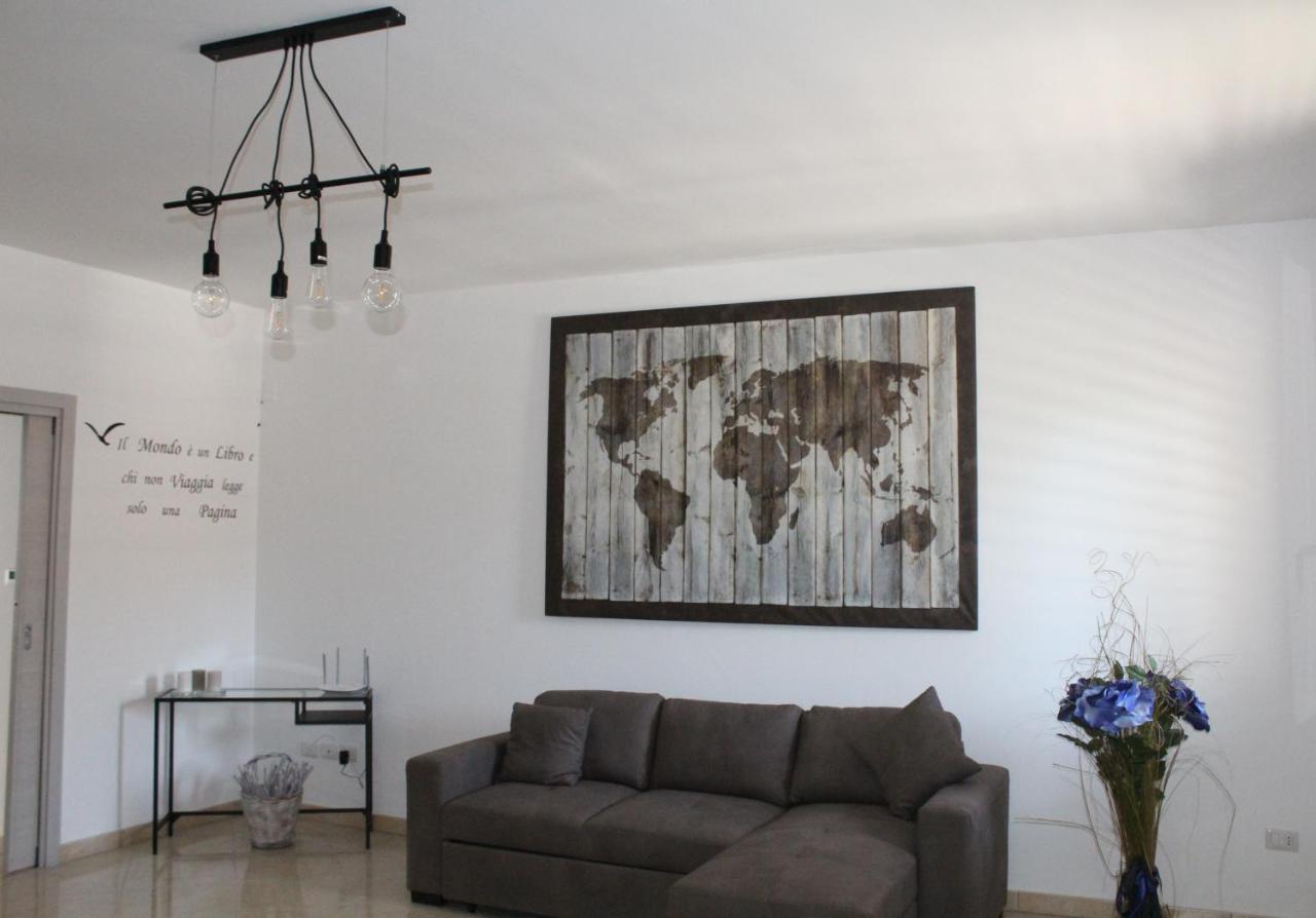 Holiday House Rosy Cavallino di Lecce Exterior foto